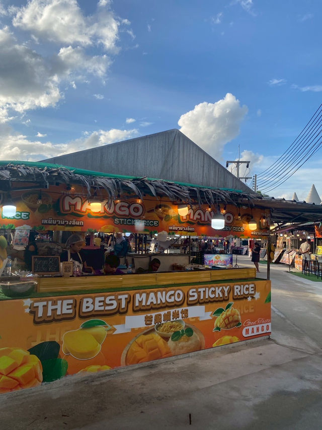 Aonang Landmark Night Market ✨🏙️