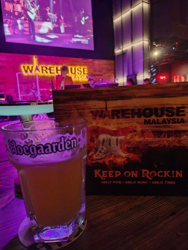 Rock Bar Essentials 🎸