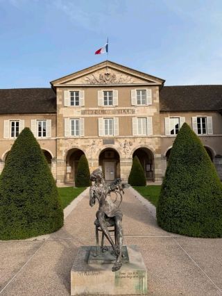 ボーヌでブルゴーニュ地方の魅力を探索