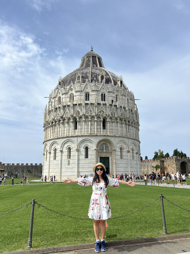 🌞 A Perfect Day Trip to Pisa — The City of the Leaning Tower