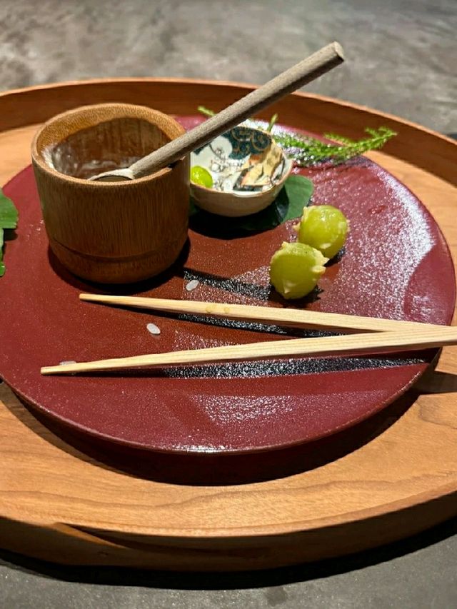 AN INNOVATIVE RESTAURANT.