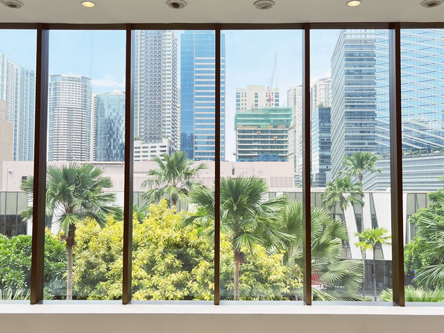 🏙️ BGC: Manila's Futuristic Oasis Where Urban Planning Meets Artistic Soul! 🌆