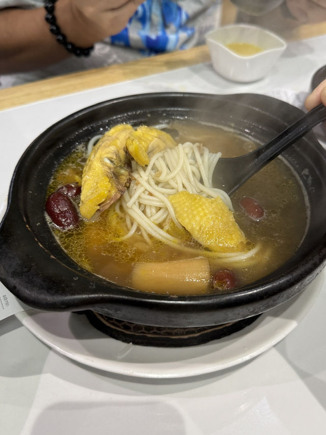 ［香港］深水埗探店！砂煲雞湯翅＋砂煲醉藥雞 必試地道港味🍲