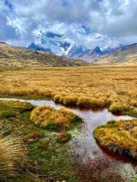🏔️ Ausangate Mountain – The Majestic Sentinel of the Andes