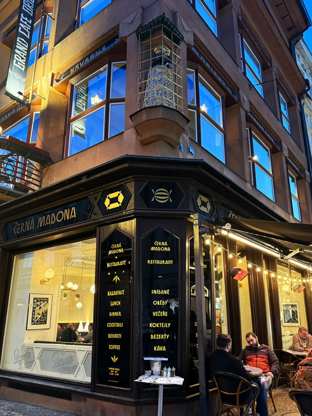 Cozy Cafe Vibes in Praha☕  