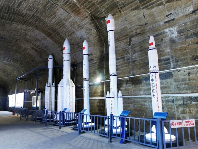 綠林深處的展館尋蹤 綠林深處的展館尋蹤