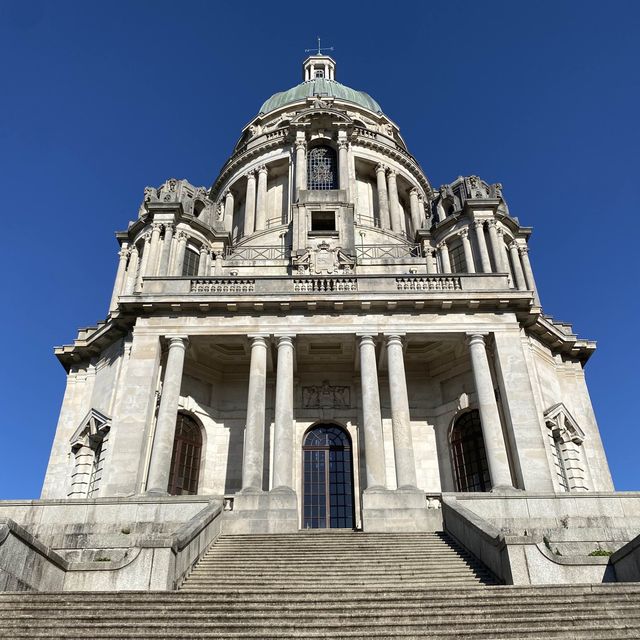 Nature's Canvas: A Tranquil Day at Lancaster 