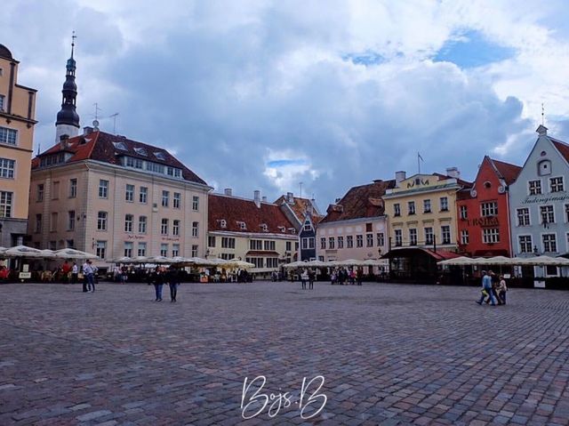 พามาเที่ยว Tallinn เมืองในนิยาย 