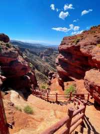 🏜️ China’s Secret Grand Canyon – Silk Road Scenery That’ll Take Your Breath Away