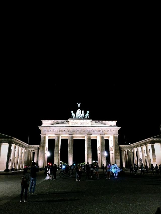 Berlin in One Day: History, Art and City Vibes