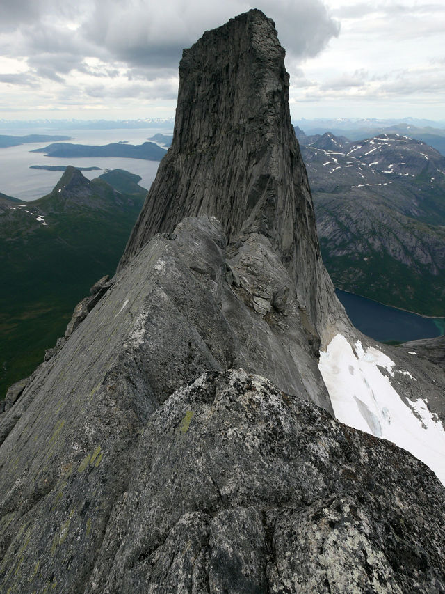 Edge of the Fjords: Norway’s Epic Hike 🥾