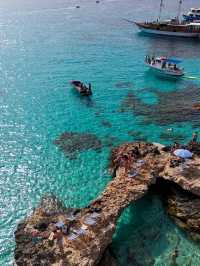 🎒🌴 Backpacker Essentials for Comino Island