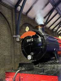 🧙‍♀️✨**“A Spellbinding Day at Warner Bros. Studio London – A Must for Every Potterhead!”**✨🧙‍♂️