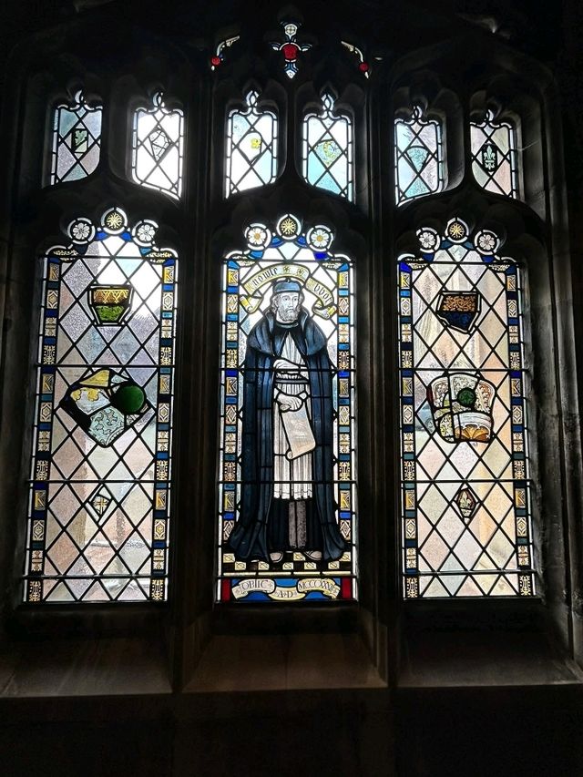 Bristol Halloween: Spooktacular Shenanigans! 👻 Bristol Halloween: Spooktacular Shenanigans! 👻