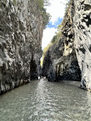 Jaw-Dropping Views at Alcantara Gorge: Sicily’s Lava-Carved Wonderland 🤩🌋