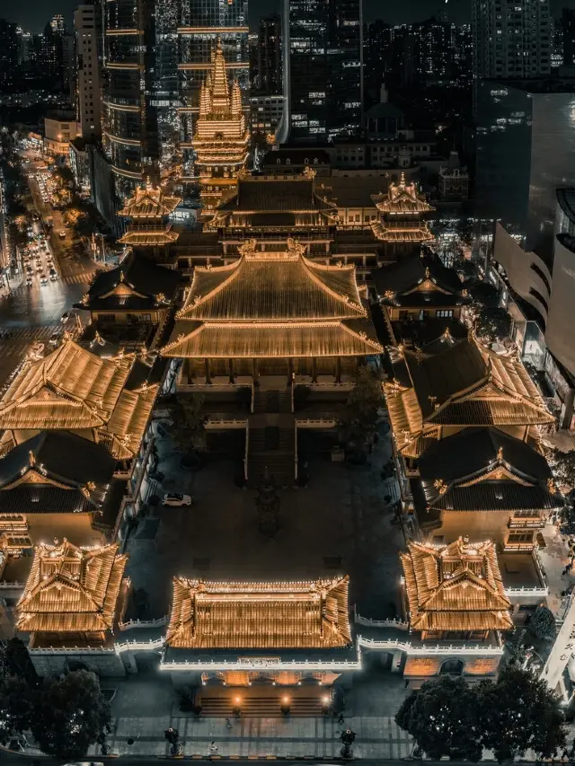 Discovering the Serenity of Jing'an Temple❤️