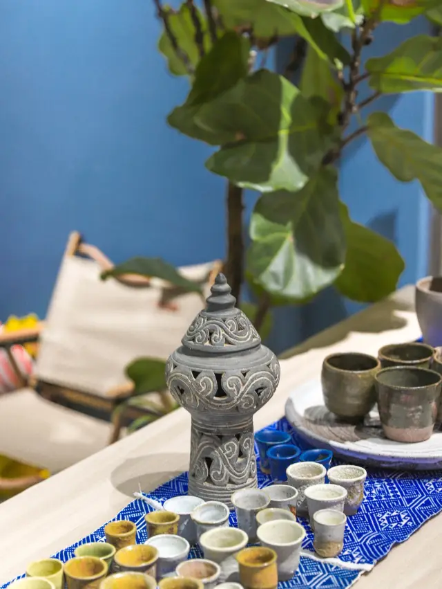 Experience Dai pottery and Dai paper-cutting, and feel the charm of intangible cultural heritage~