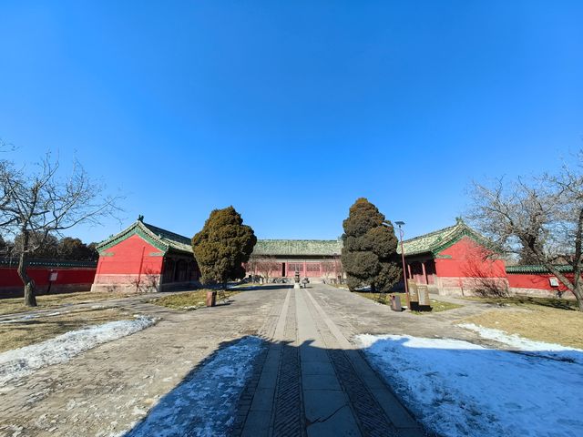 民國大總統— —袁世凱墓
