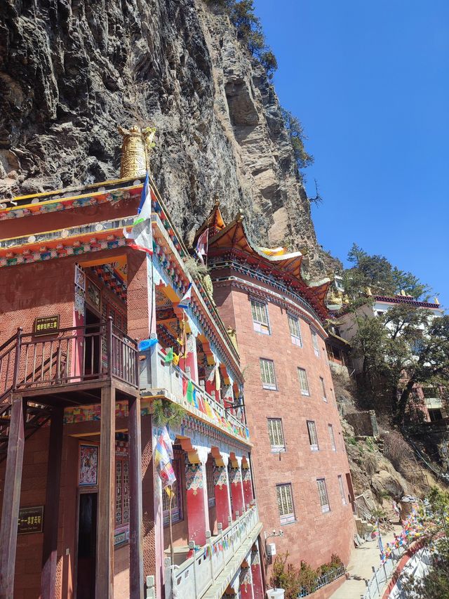 金沙江 水簾洞 G215國道 達摩祖師洞 麗江