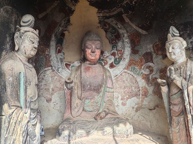 麥積山石窟:東方雕塑博物館 麥積山石窟:東方雕塑博物館
