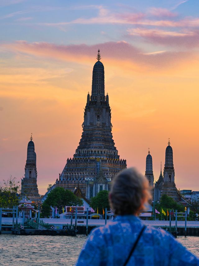 最近在曼谷的衝啊！湄南河日落觀景佳地！