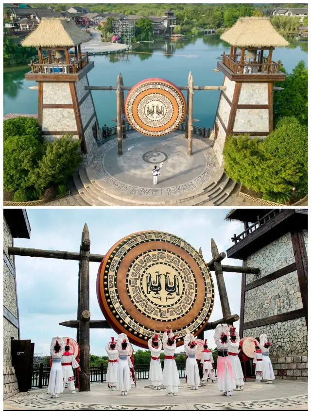 比起烏鎮這座仙俠古鎮夜景更值得一去