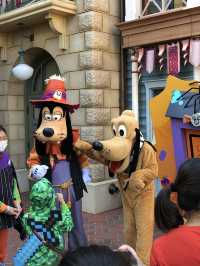 Halloween at Shanghai Disneyland 🎃