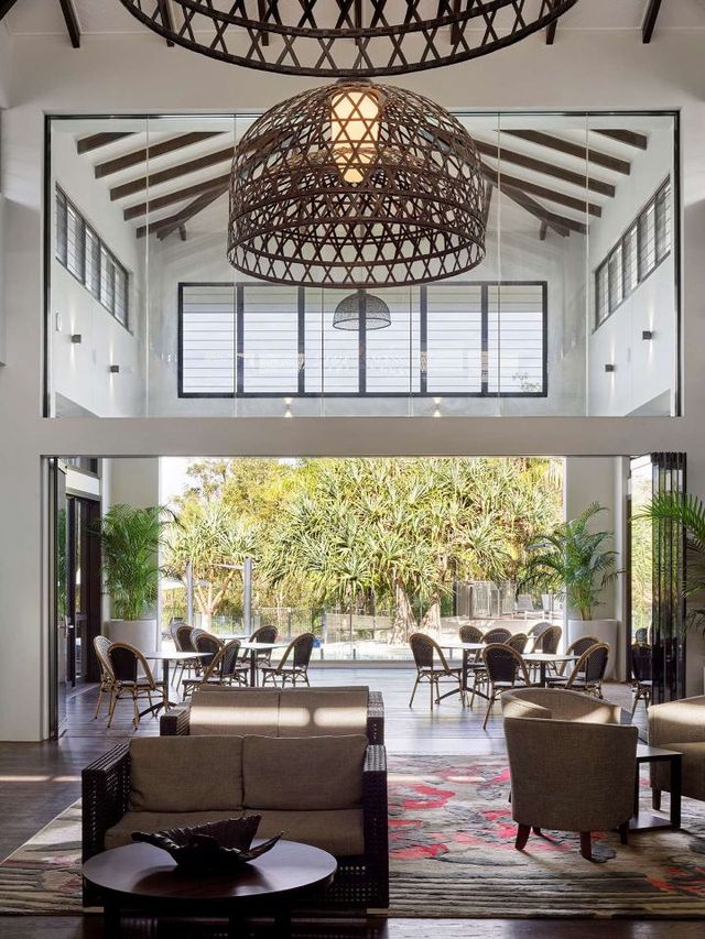 🌴 Noosa's Top Stay: RACV Resort's Splash & Comfort 🏖️