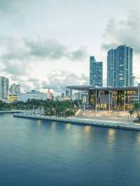 🌴 Miami Magic: South Beach's Ritz-Carlton 🌞🏖️
