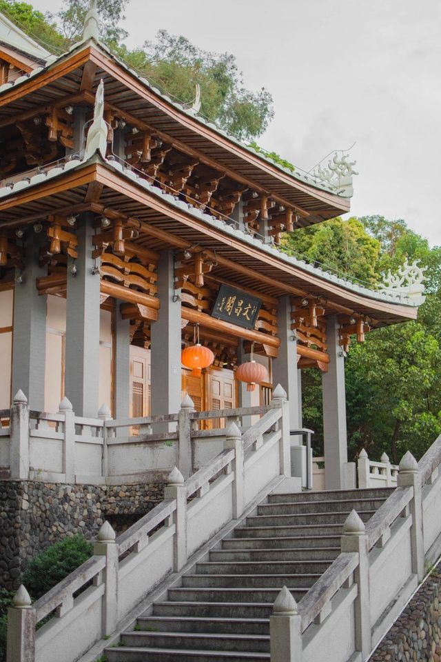 泉州德化。