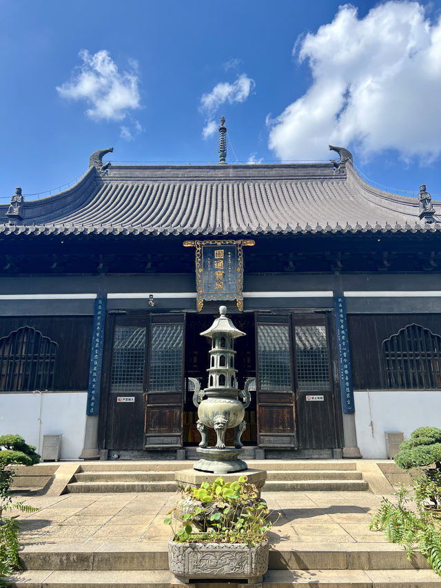上海真如寺｜繁華都市中的寧靜禪境。