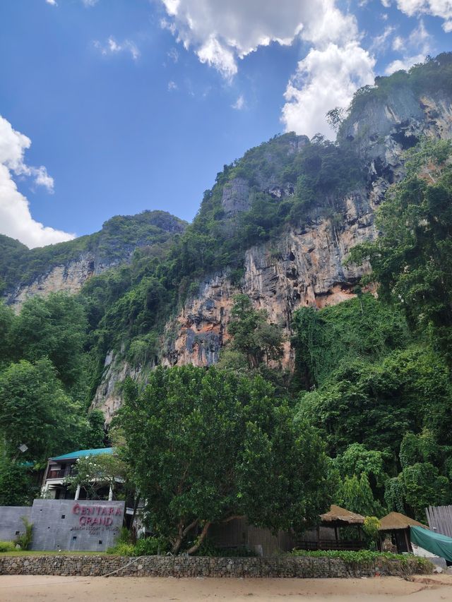 甲米的獨立私人海灘。