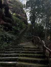 金華市九峰山｜探尋千年禪寺的名人遺跡。