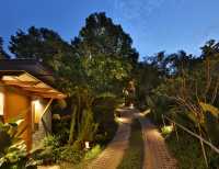 【蘭卡威｜Ambong Pool Villas 不容錯過的山林別墅】   酒店：Ambong Poo。
