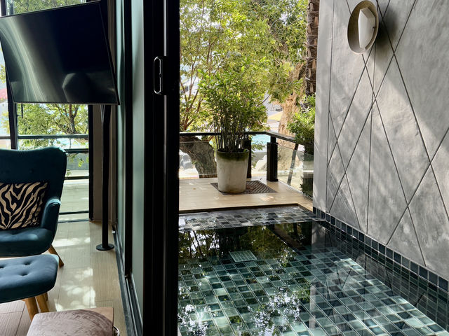 房間內有私人泳池🏊奢華融入泰國度假🏝️The Gems Mining Pooling Villa