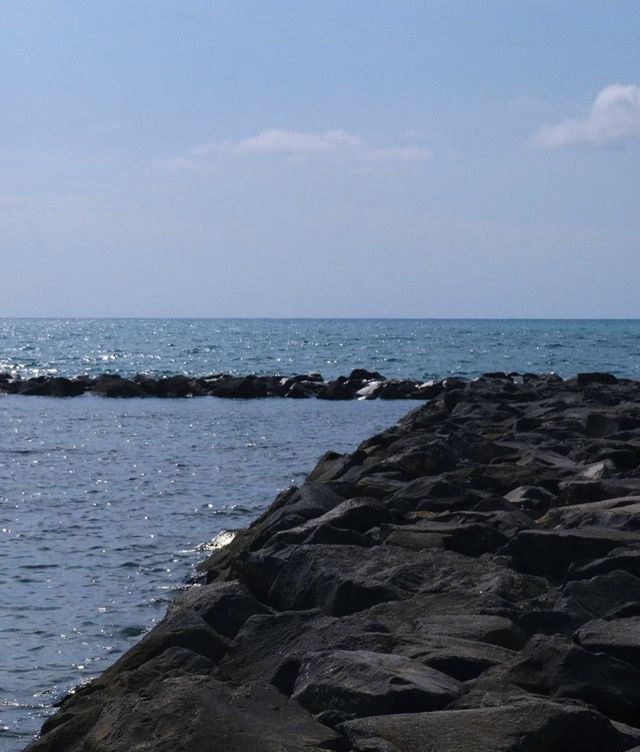 菲烏米奇諾 La Nave Beach：意大利海濱的璀璨明珠