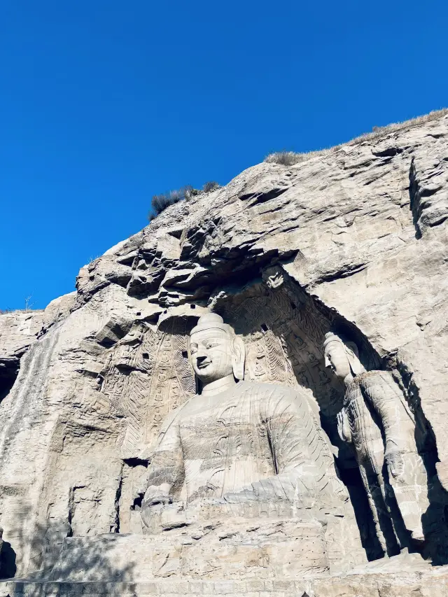 "Cliffs of a Thousand Laughing Buddhas" - Yungang Grottoes!