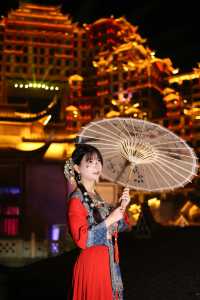 張家界七十二奇樓｜篝火表演&苗服精修照片