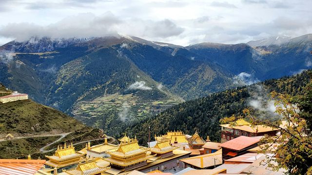 藏地.大山深處噶陀寺