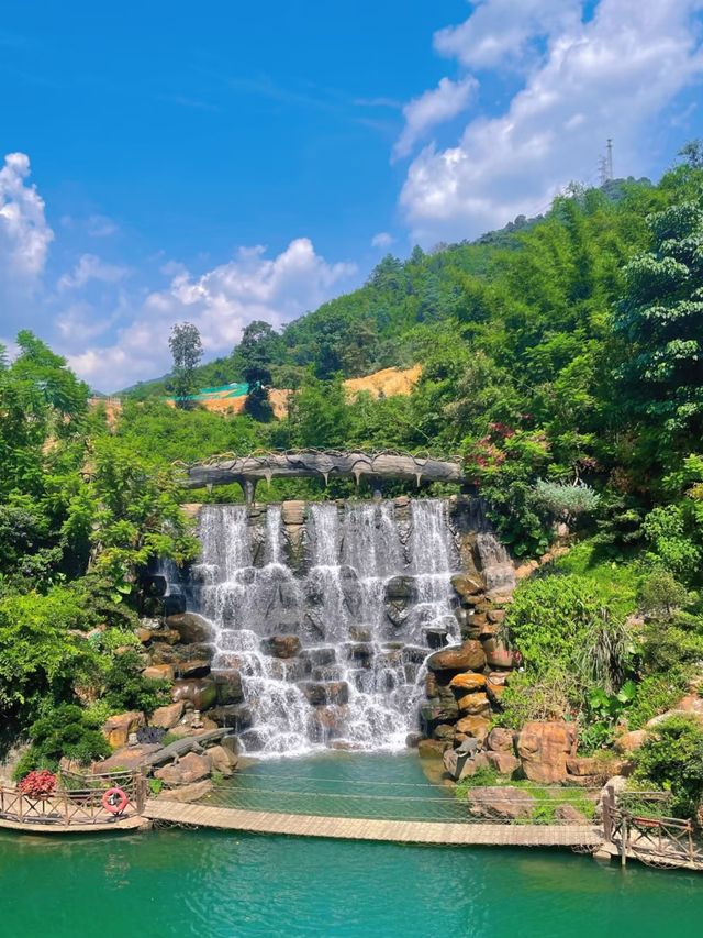 青春要自由，週末去旅行