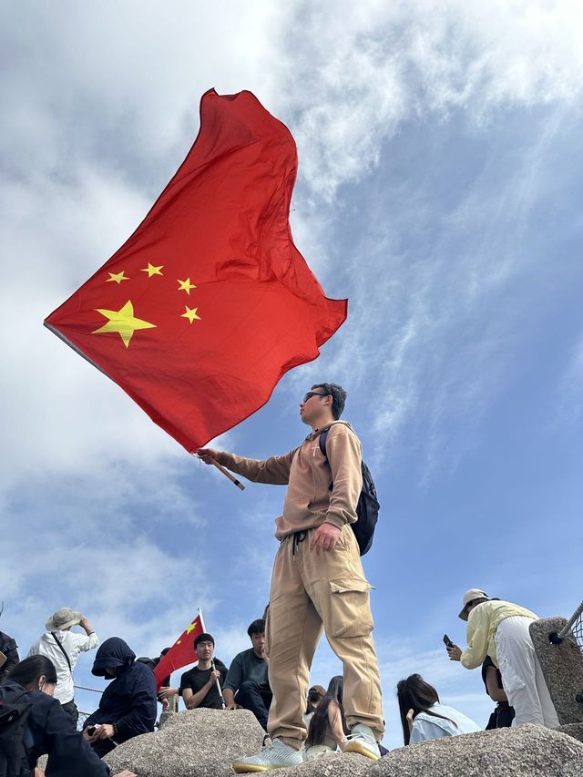 畢業旅行必選！免費登頂黃山，學長嘅超實用攻略嚟啦！