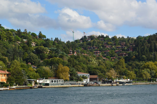 The Essential Strait Experience