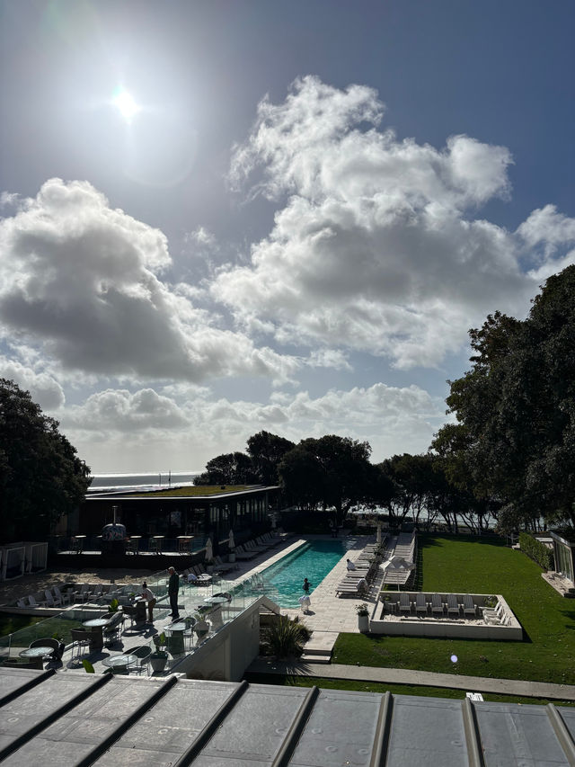 Mixed Experience at the Hotel and Restaurant
