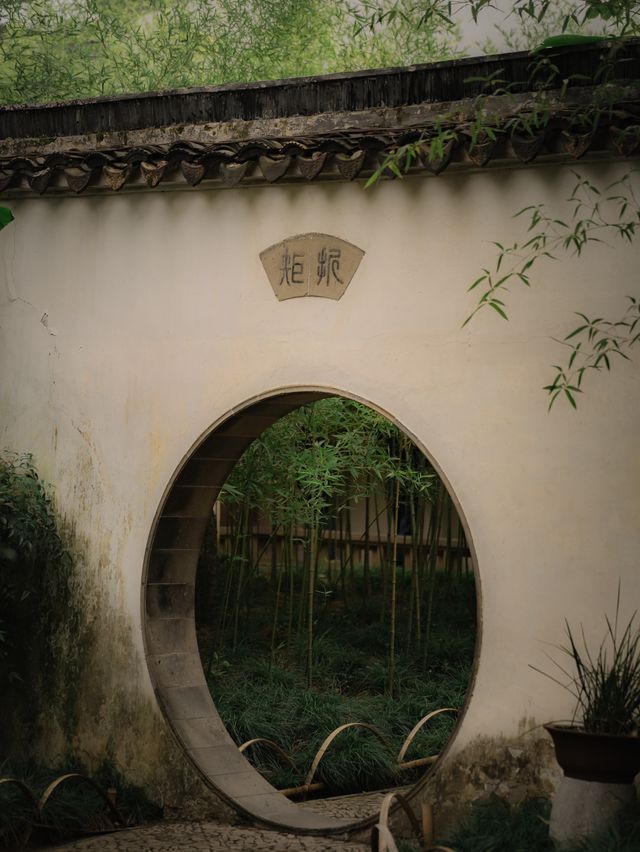陰天的滄浪亭，才是蘇州園林的詩意天花板