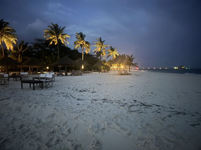 Seaplane Arrival and Relaxation at Kuredu Seaplane Arrival and Relaxation at Kuredu