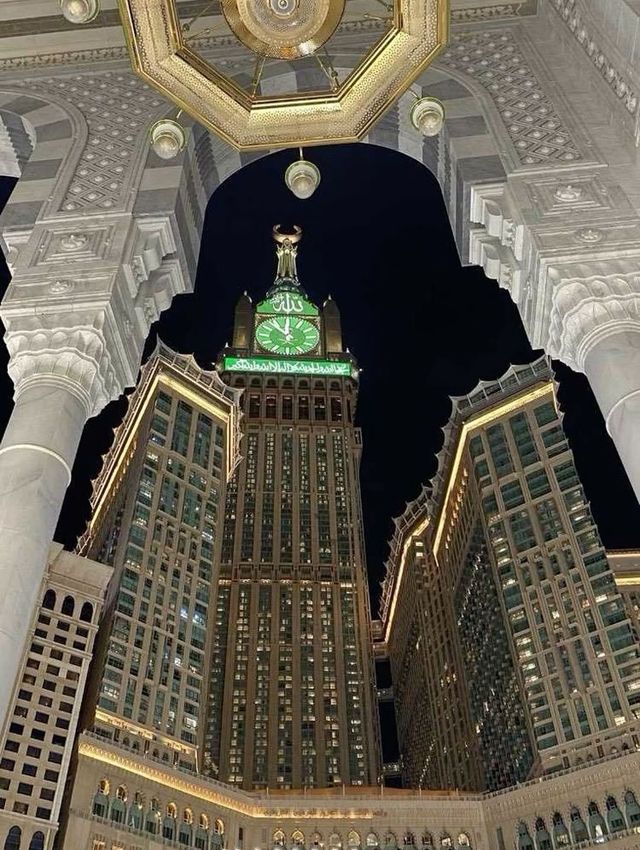 Bismillah!印尼兄弟姊妹的麥加副朝攻略,神聖之旅也能輕鬆又溫馨🌙 Bismillah!印尼兄弟姊妹的麥加副朝攻略,神聖之旅也能輕鬆又溫馨🌙