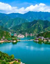 澄澈湖水、綿延綠道和原生態風光讓你感受自然與愜意的雙重治癒