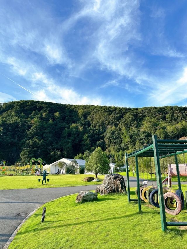 諸暨芳草地，住進了森林裡！