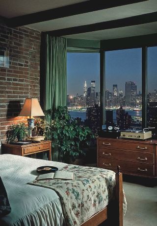 Travel back to 1975! How captivating was New York's golden era