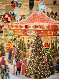 Hong Kong Christmas Vibes Are NEXT LEVEL! 🎄 Must-Visit Trees + Insta-Ready Spots 📸